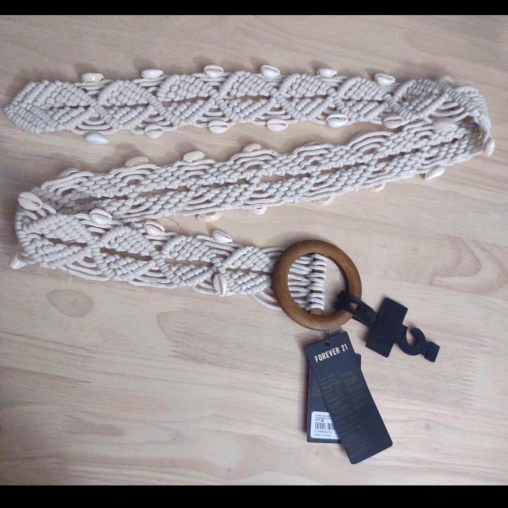 Forever 21 Bohemian Sea Shell Macrame Knit Belt Y2k Beach Sea